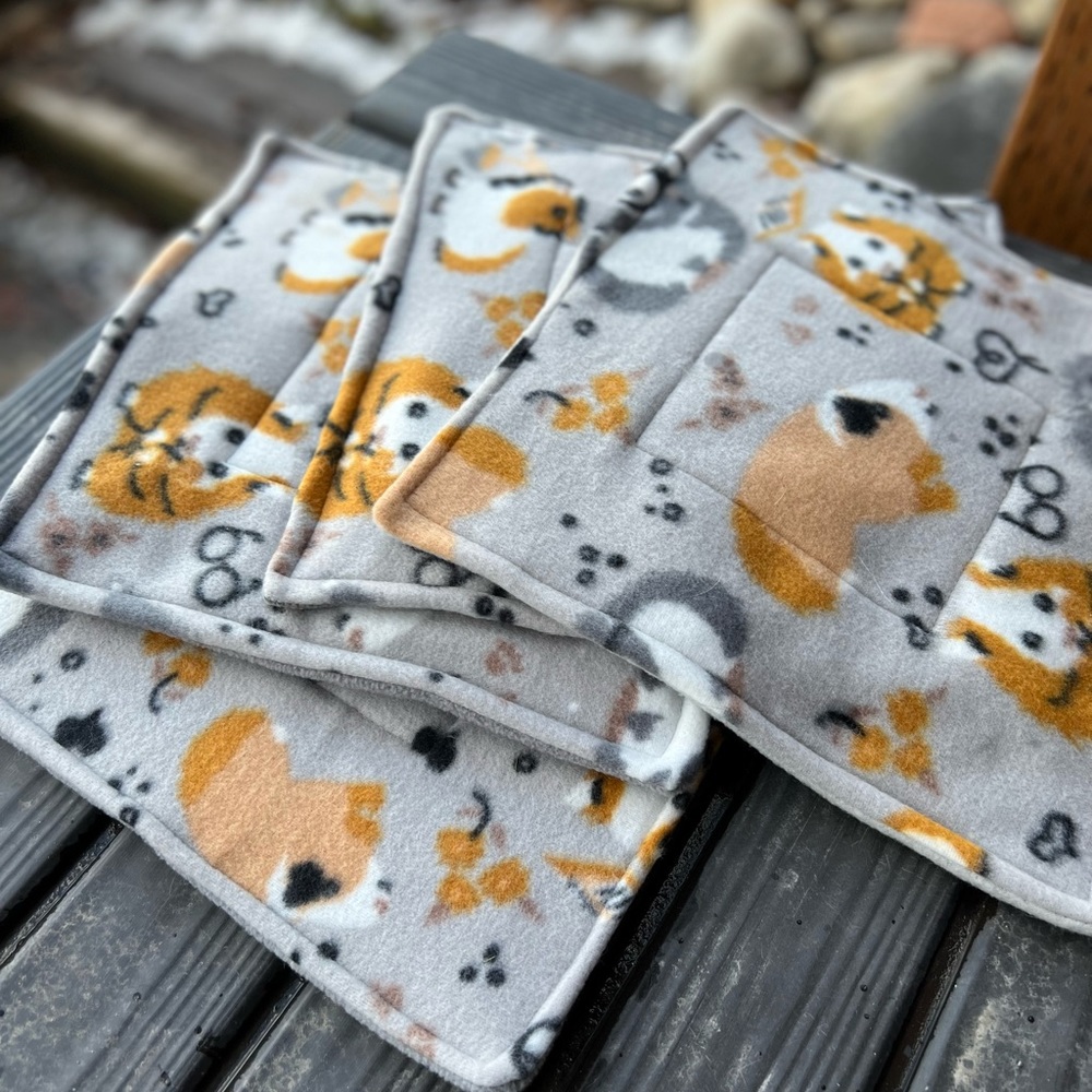 Guinea pig Piddle Pad Lot 4 Reversible Reusable 11”